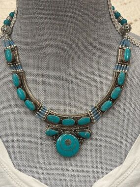 Turquoise silver plated Statement Bib Necklace - Women Jewelry